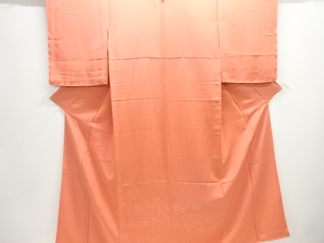 未使用品　流水模様織出し一つ紋付け下げ色無地着物